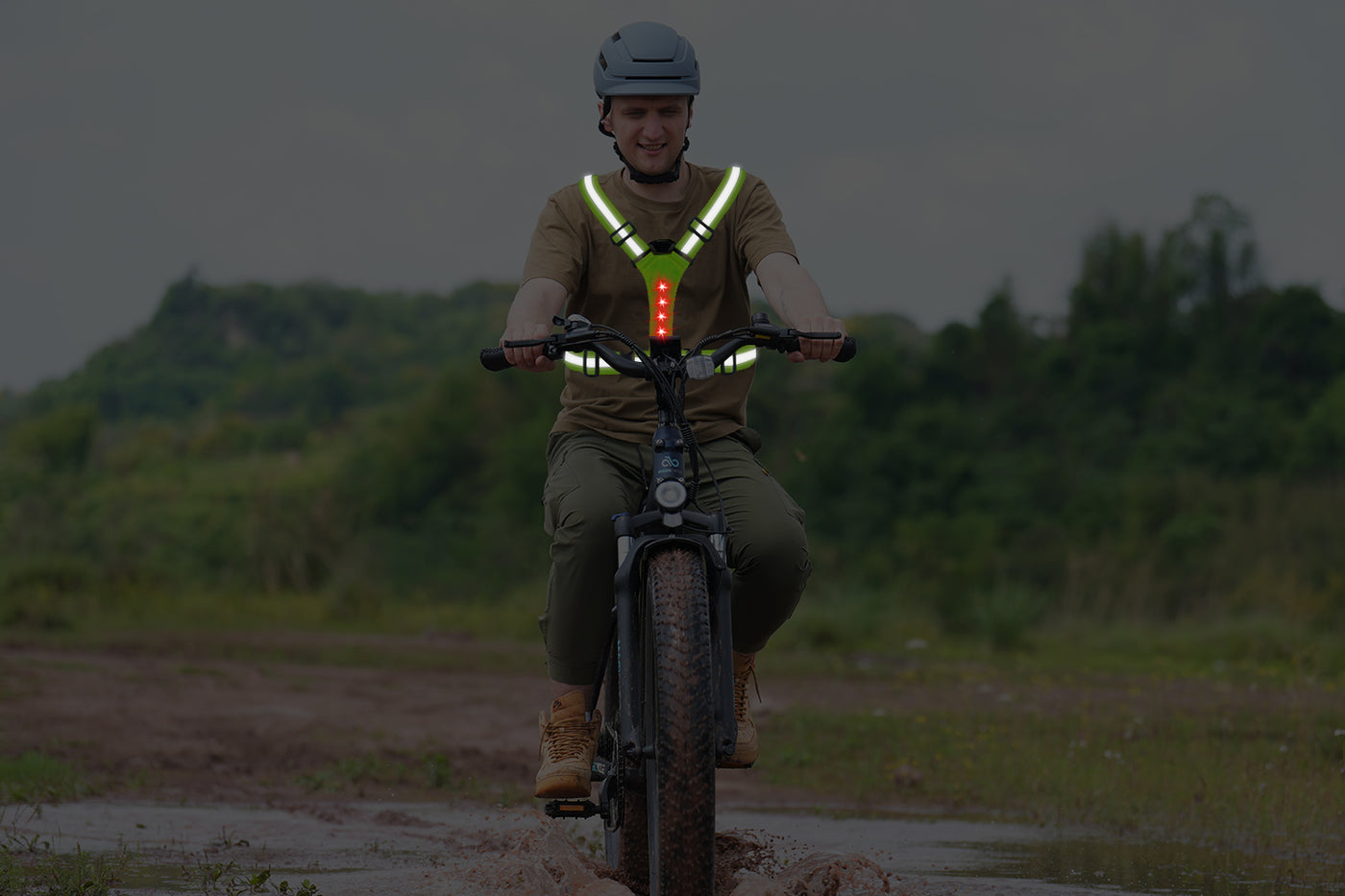 LED Reflective Vest Cycling Gear